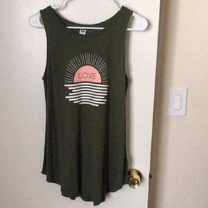 Old Navy Flowy Tank Top. BNWT.